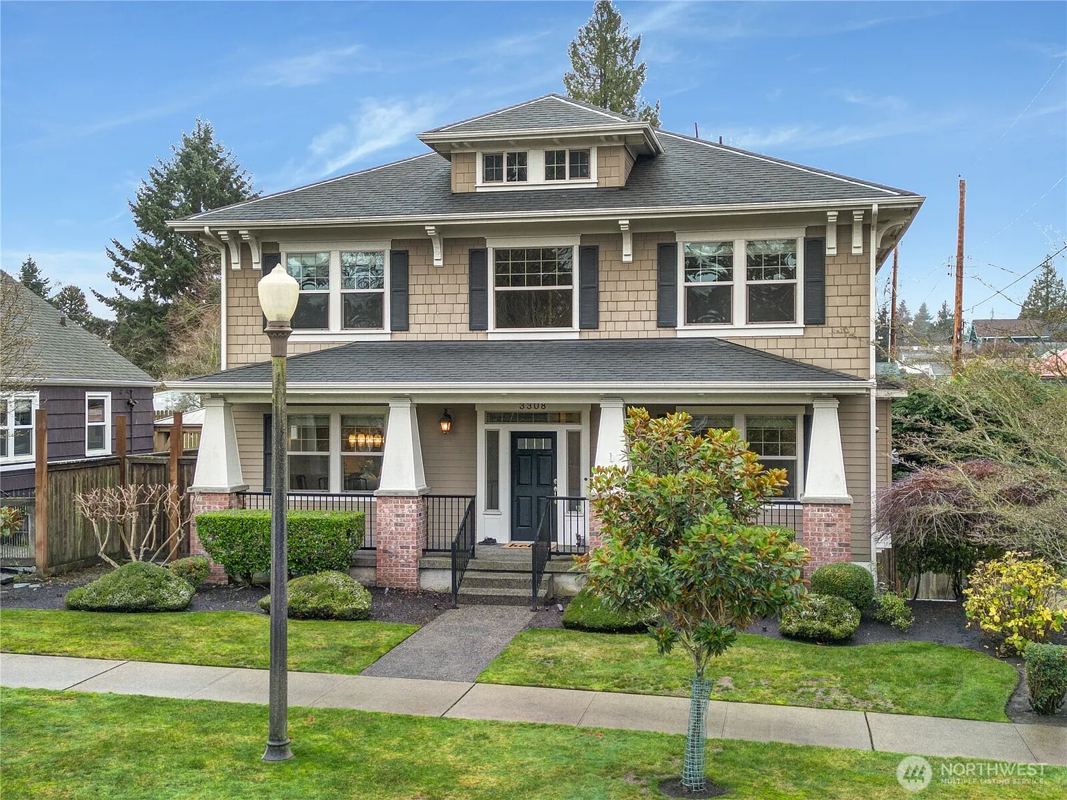 3308 N Mason Street photo 1