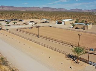 7827 W Shipp Dr, Golden Valley, AZ 86413