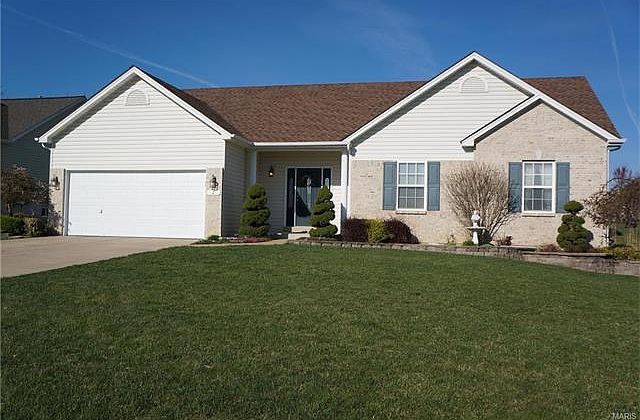 2nd image of 2 Pomfret Ct