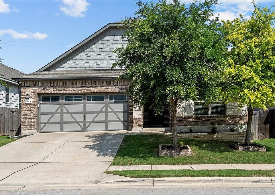 7813 Peccary Dr
