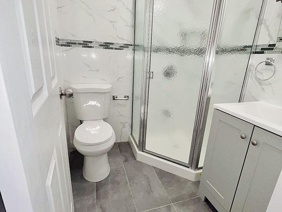 5th image of 6148 219th St #3