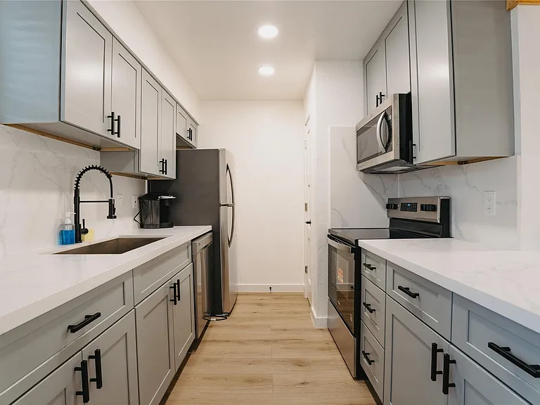 6001 Reims Rd #1412 — Photo 23