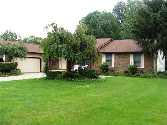 3rd image of 2805 Fowler Dr