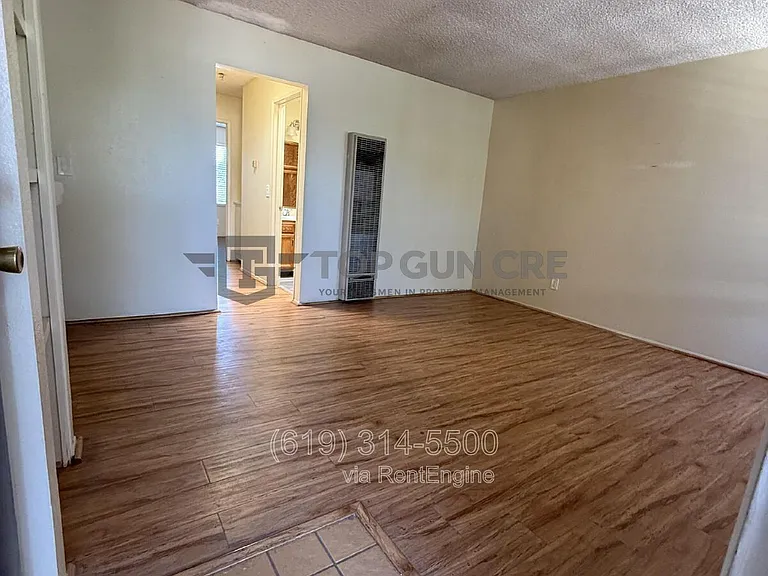4767 34th St #6 — Photo 13