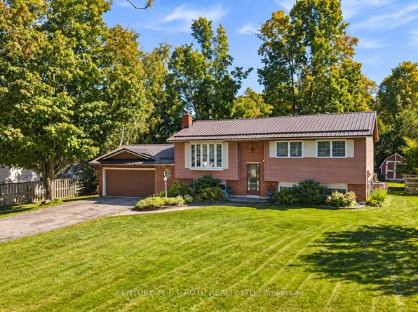 2067 Marchmont Rd, Severn, ON L3V 0V6