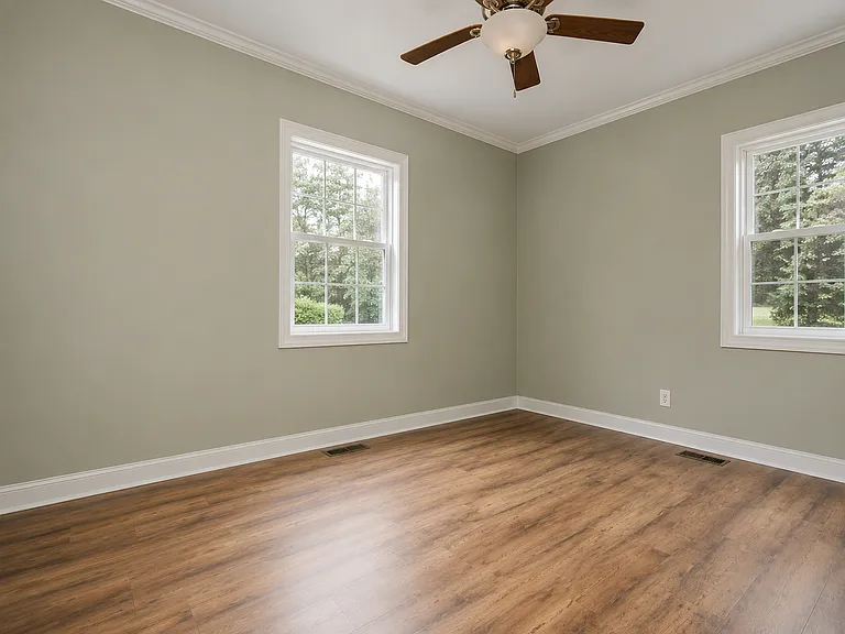 2nd bedroom.