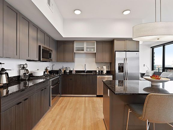 5th image of 1240 S 2nd St Unit 1103