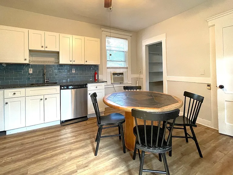48 Lyon St #1 — Photo 5