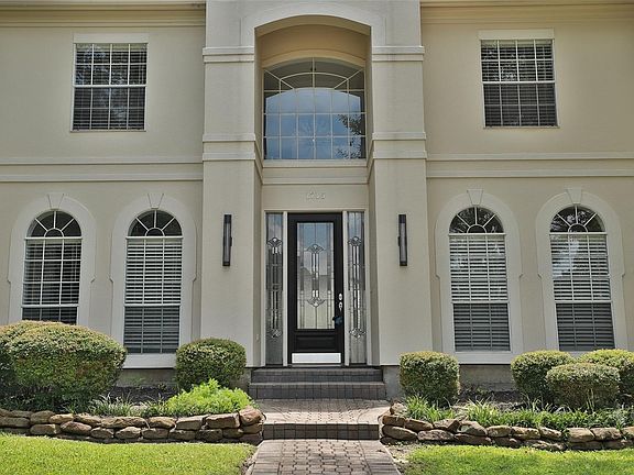 5th image of 1715 Cottage Landing Ln