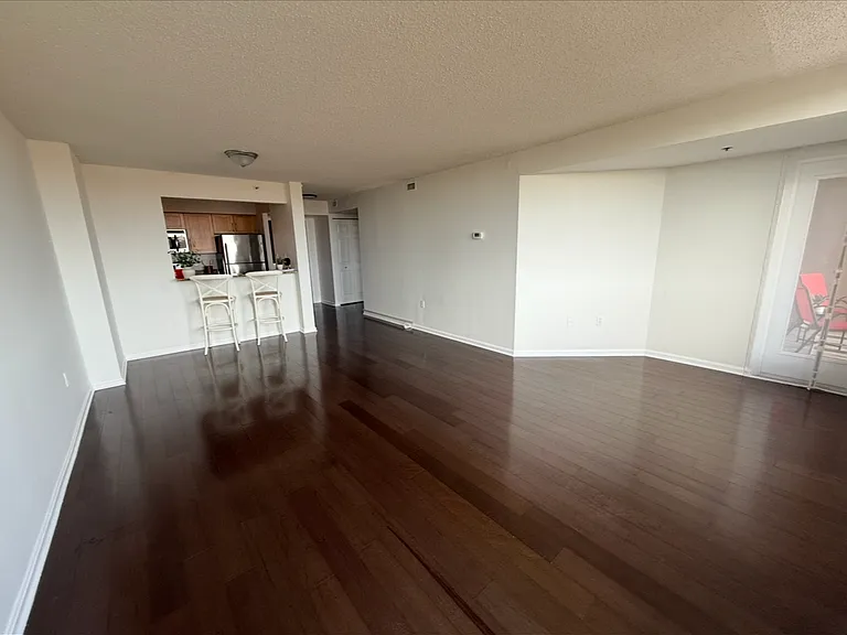10101 Grosvenor Pl #2008 — Photo 9