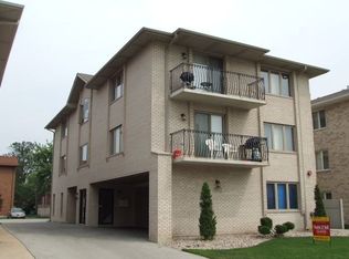 9605 Oak Park Ave, Oak Lawn, IL
