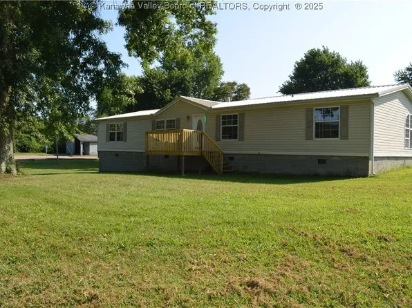 2853 Palestine Rd, Palestine, WV 26160