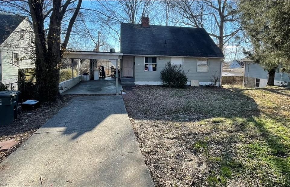 1st image of 1220 Summit Ave