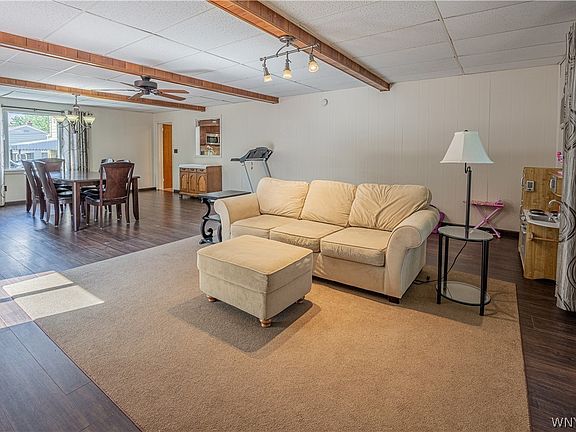 5th image of 44 Sharon Dr