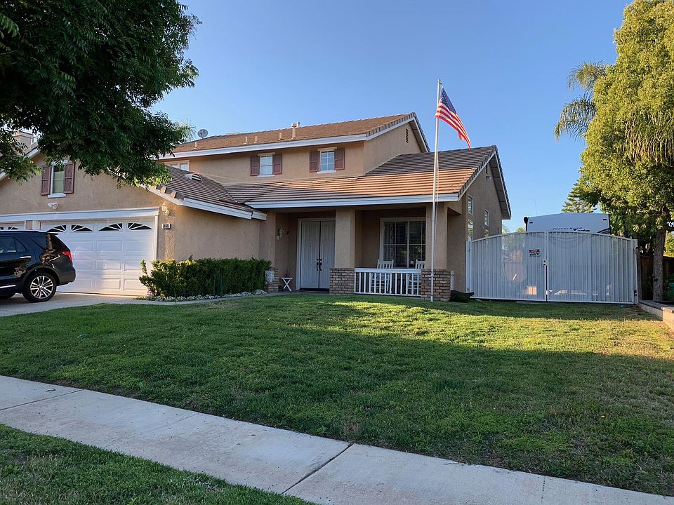 1st image of 1465 Mountain Vista Dr