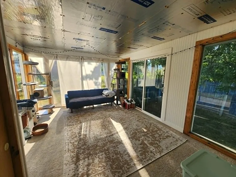 622 Essex St — Photo 27