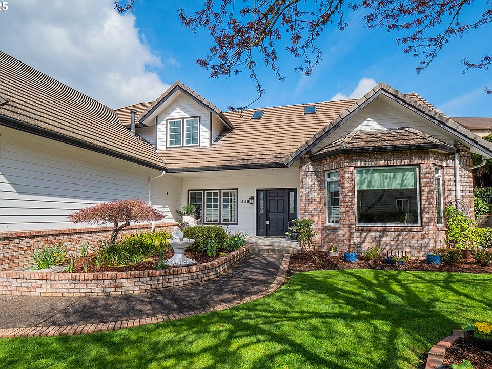 845 Sand Ave, Eugene, OR 97401 | Zillow