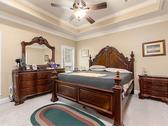 5th image of 16316 Natalie Ln
