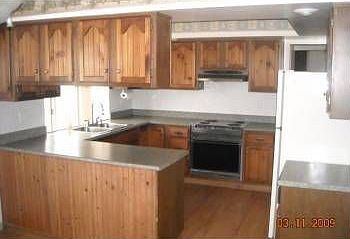 2nd image of 1924 Maple Shade Dr