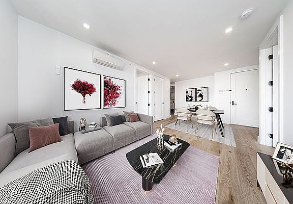3rd image of 311 Franklin Ave APT 2B