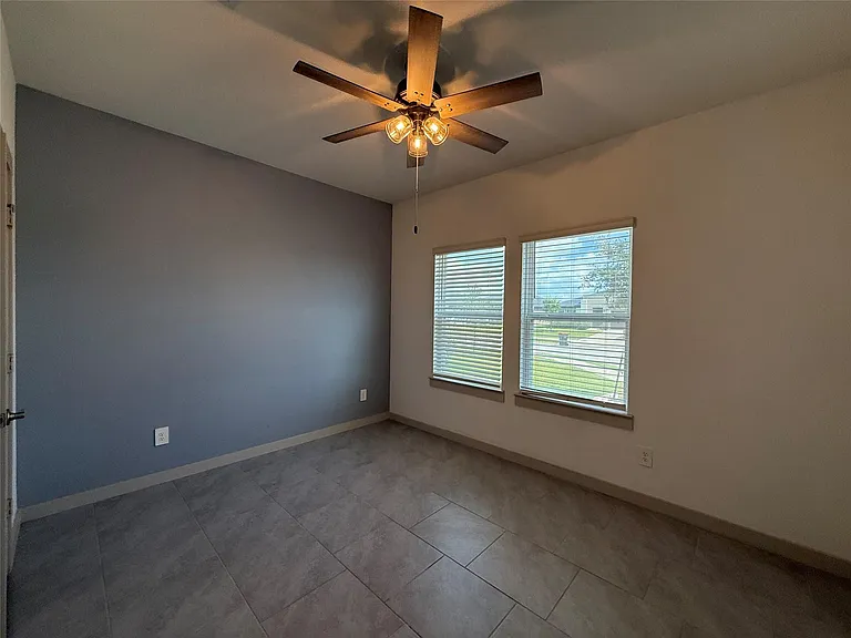 28934 Lupo River Ct — Photo 15