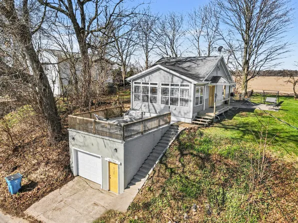 67354 Oil City Rd, Edwardsburg, MI 49112