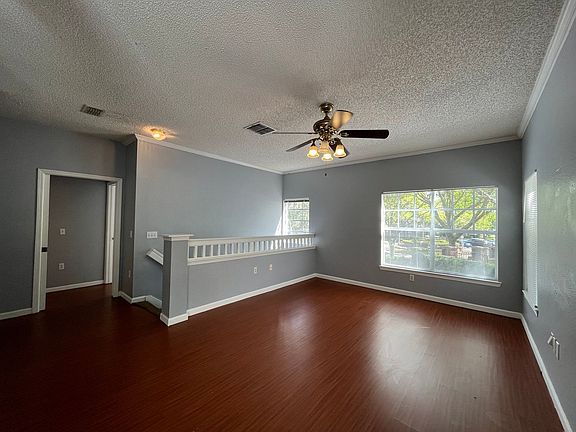 3rd image of 225 Arbor Lakes Cir