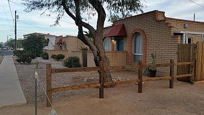 Triplex east end unit 4560 street view