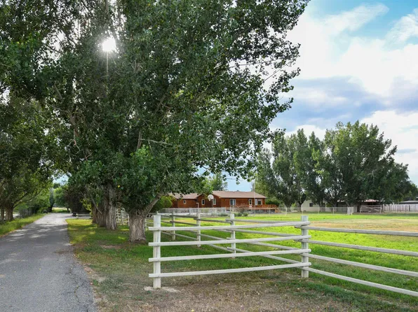 1040 Road 1, Powell, WY 82435