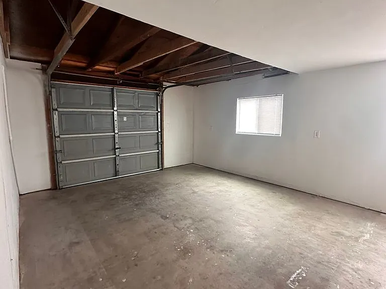 906 Emory Street 931 #933 — Photo 22