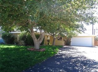 1102 W Avenue J8, Lancaster, CA 93534