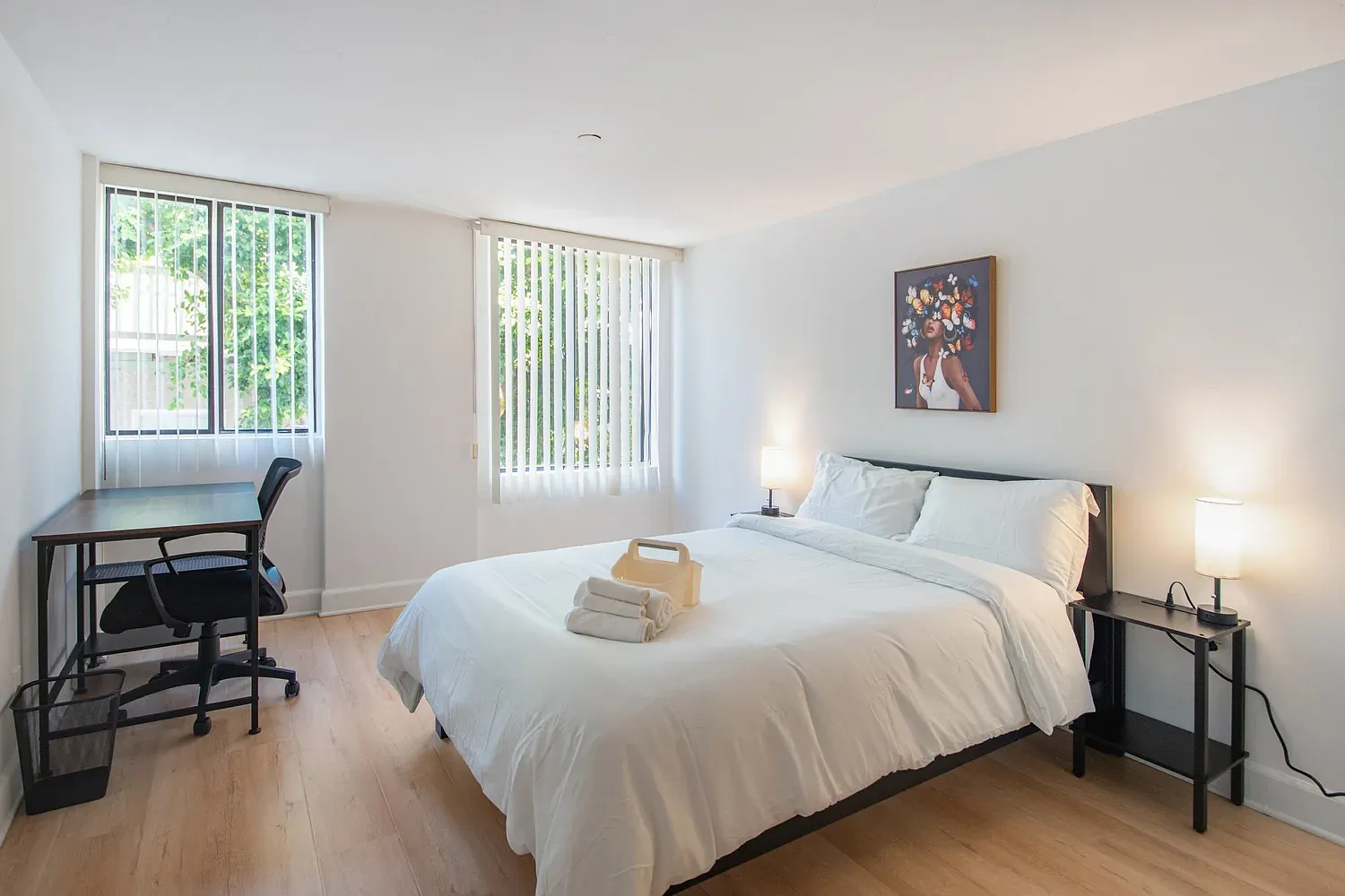 6 bed, $1,500 — Photo 1