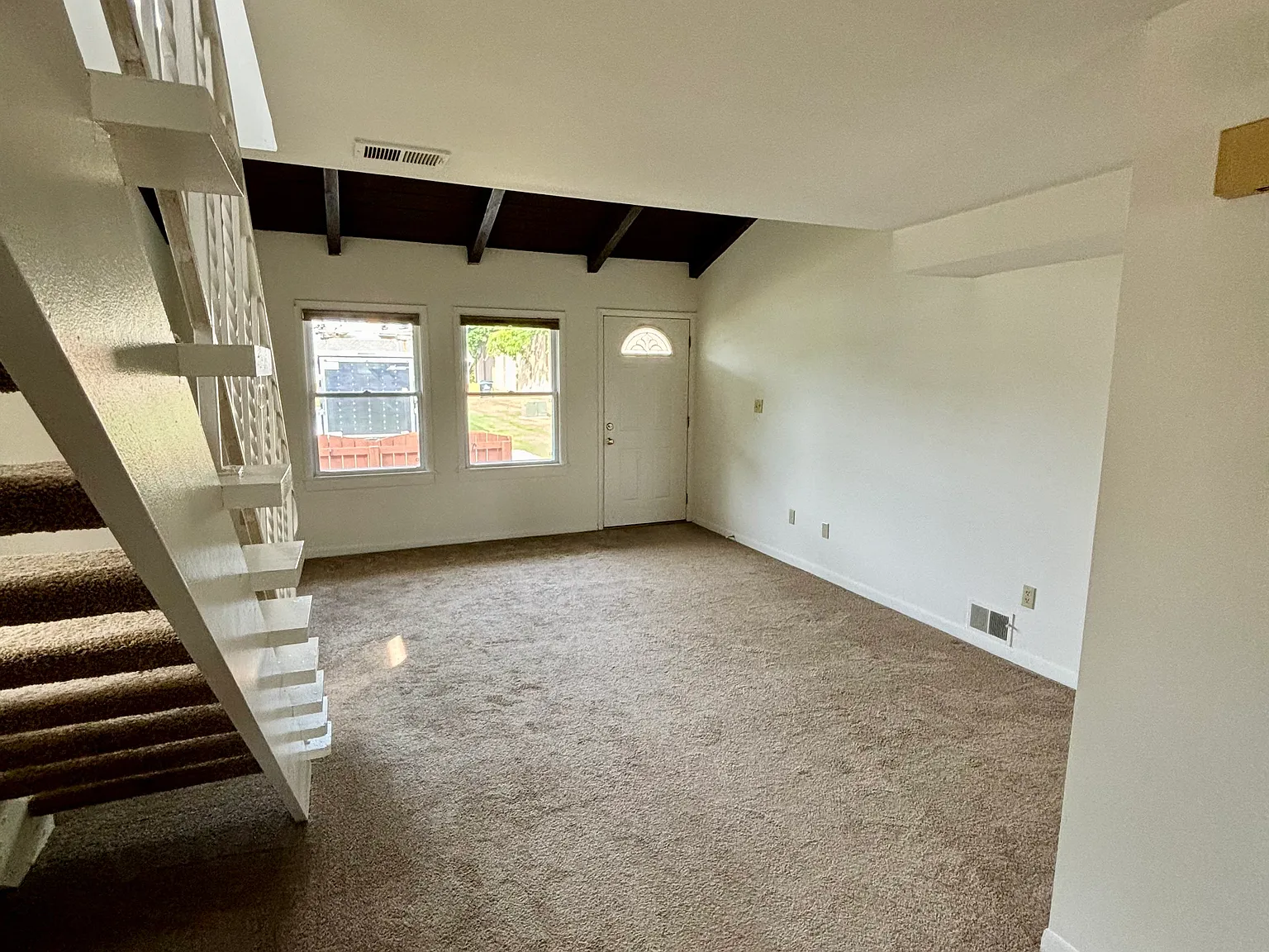 1 bed, 730 sqft, $1,145 — Photo 4