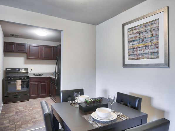 2530 Edgecombe Cir N #2532K