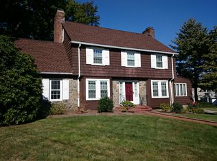 27 Woodard Rd, West Roxbury, MA 02132