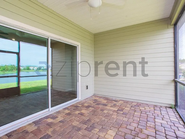 2116 Amberly Dr — Photo 28