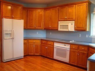5th image of 1001 Wildbriar Dr