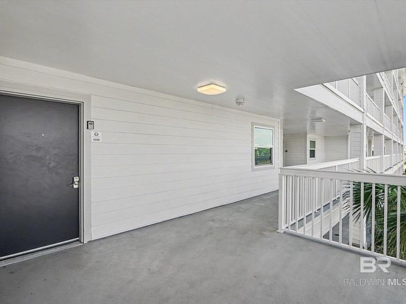 4th image of 400 Plantation Rd #4208