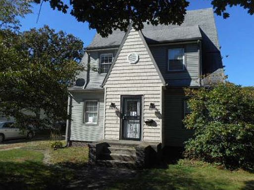 1st image of 690 Greenwood Ave