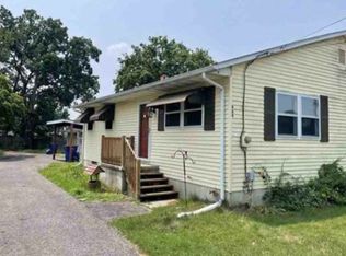 909 E Oak St, Millville, NJ 08332