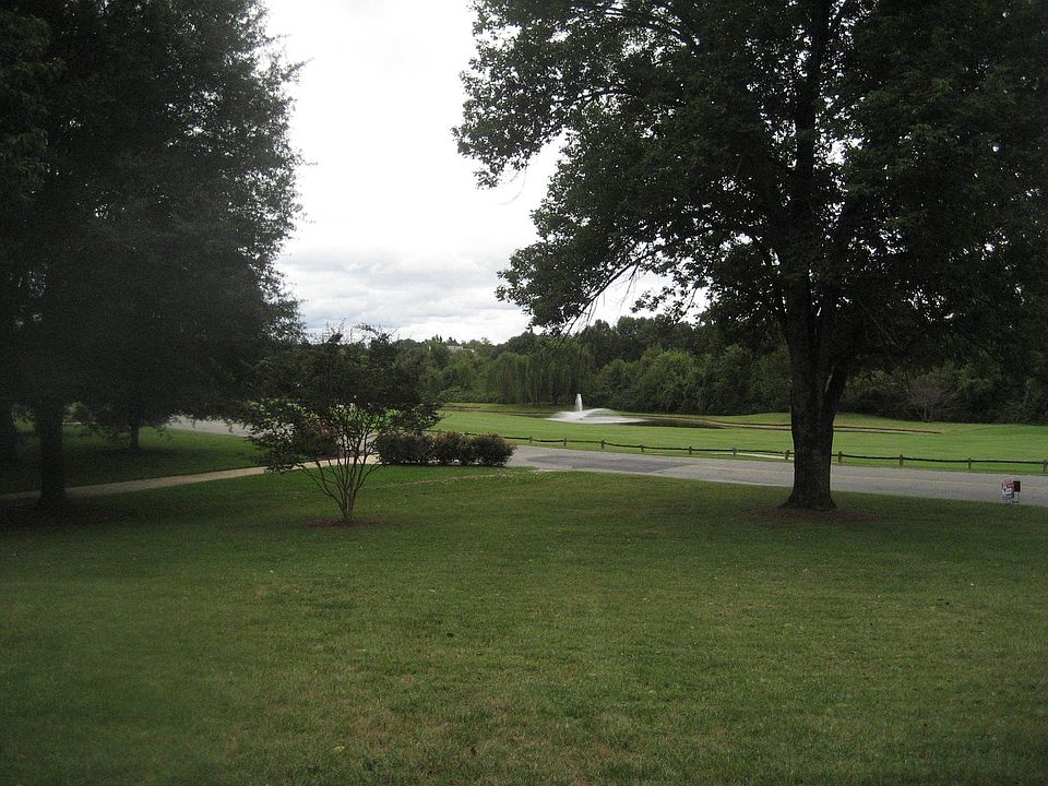 Cascading Fountains that light at night. What a sight!!!