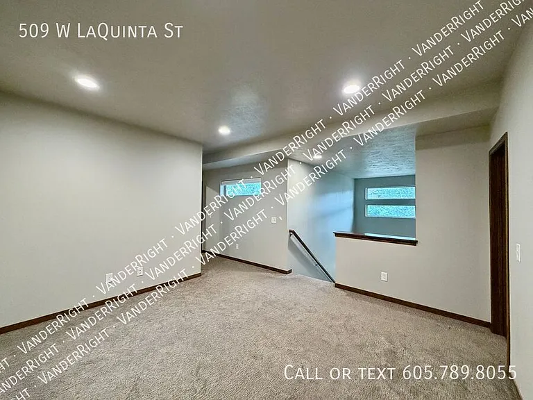 509 W Laquinta St — Photo 19