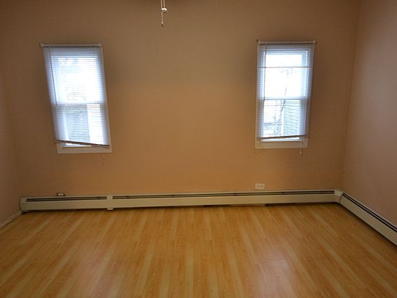 2nd image of 3265 Barkley Ave