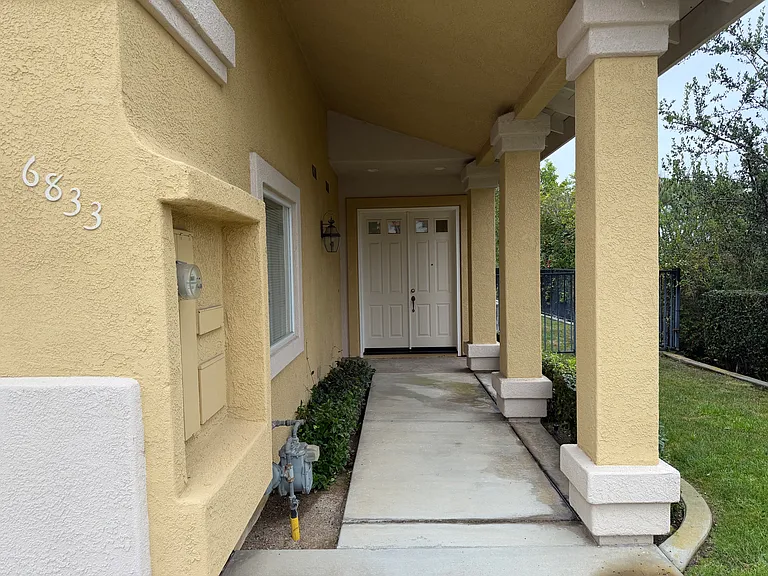 6833 Urubu St — Photo 2