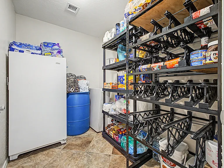 4203 E Los Altos Rd — Photo 36