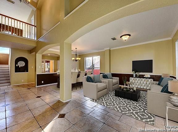 2nd image of 418 Mesa Hl