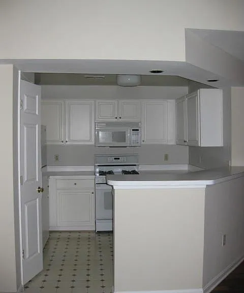 18003 Cloppers Mill Ter #15-A — Photo 7
