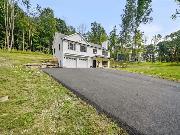 1301 NY-211 W, Middletown, NY 10940