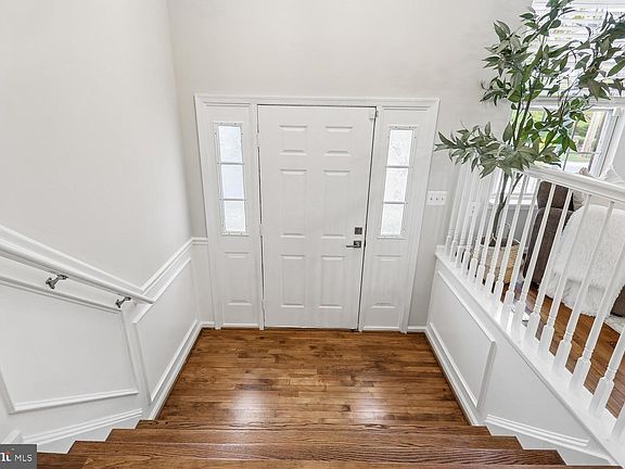 3rd image of 502 Redland Blvd