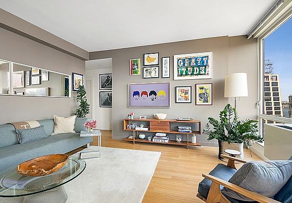 3rd image of 450 W 17th St APT 2502